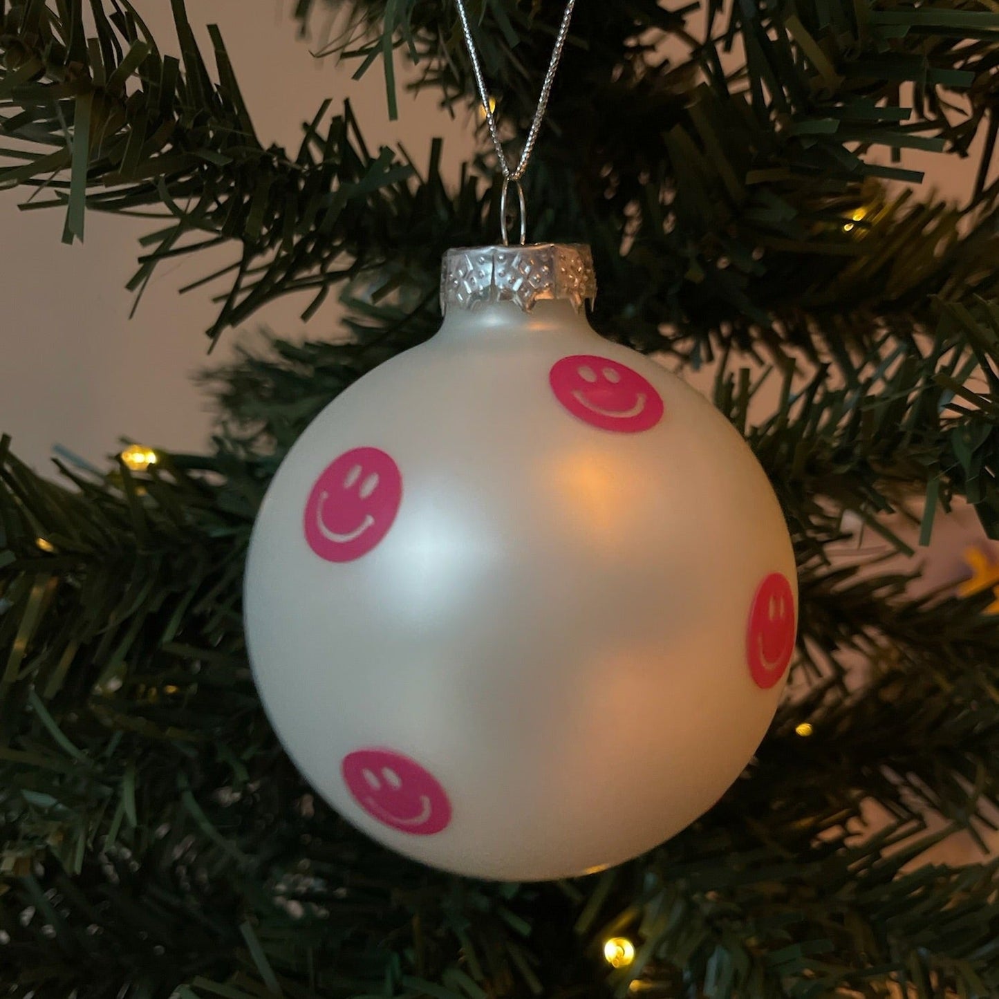 The Pink Christmas Smiles - Hi Smiley