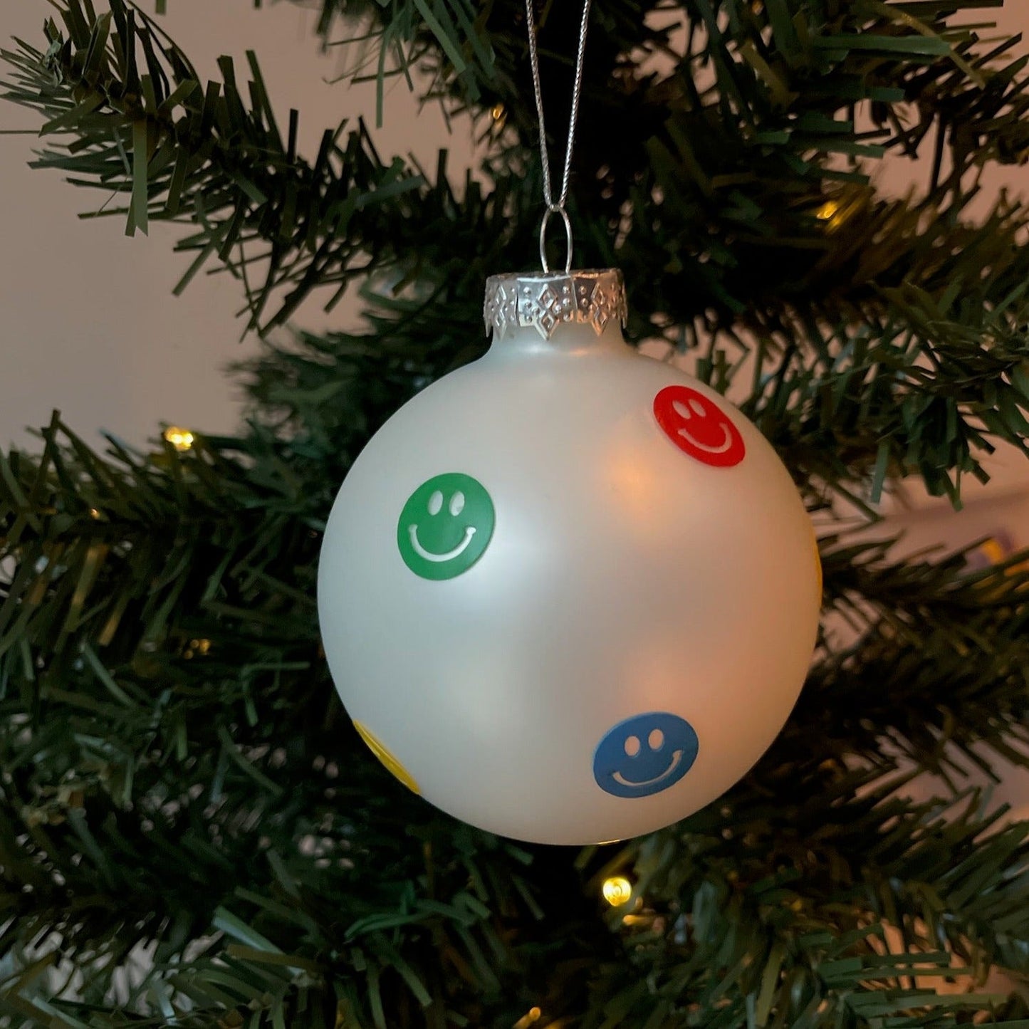 The Multicolor Christmas Smiles - Hi Smiley