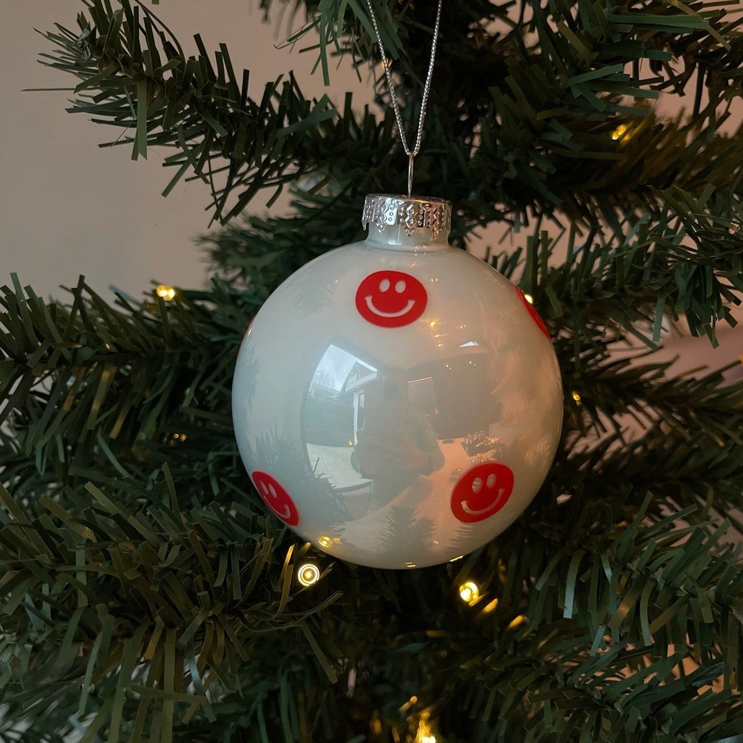 The Red Christmas Smiles - Hi Smiley