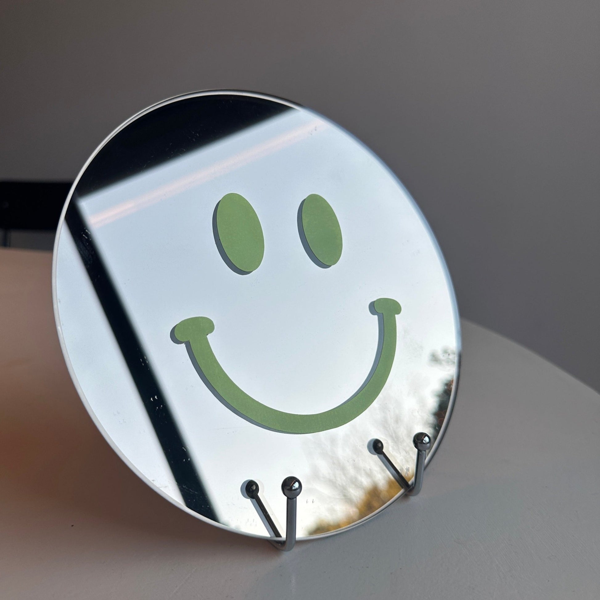 The Small Apple Green Smile - Hi Smiley