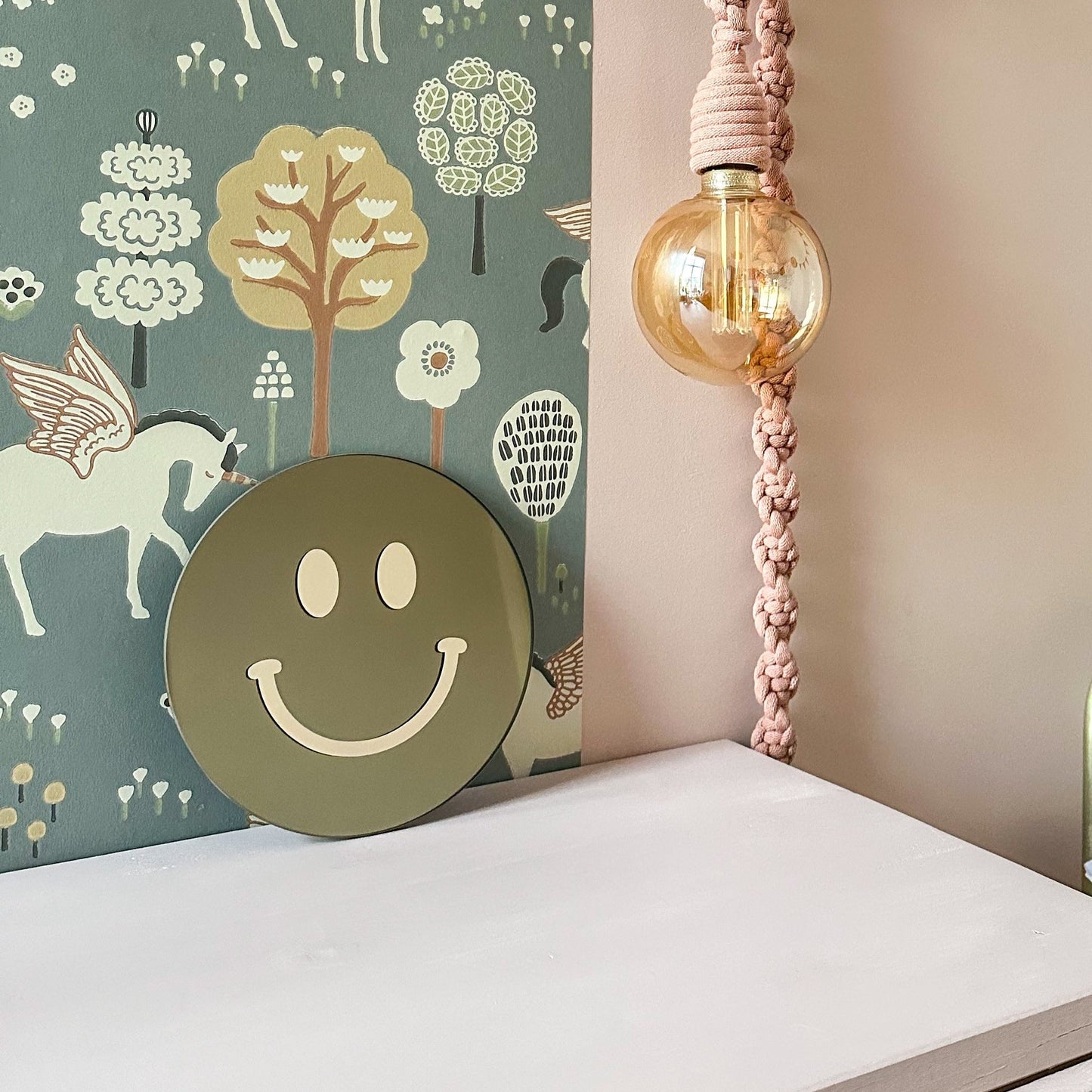 The Small Beige Smile - Hi Smiley
