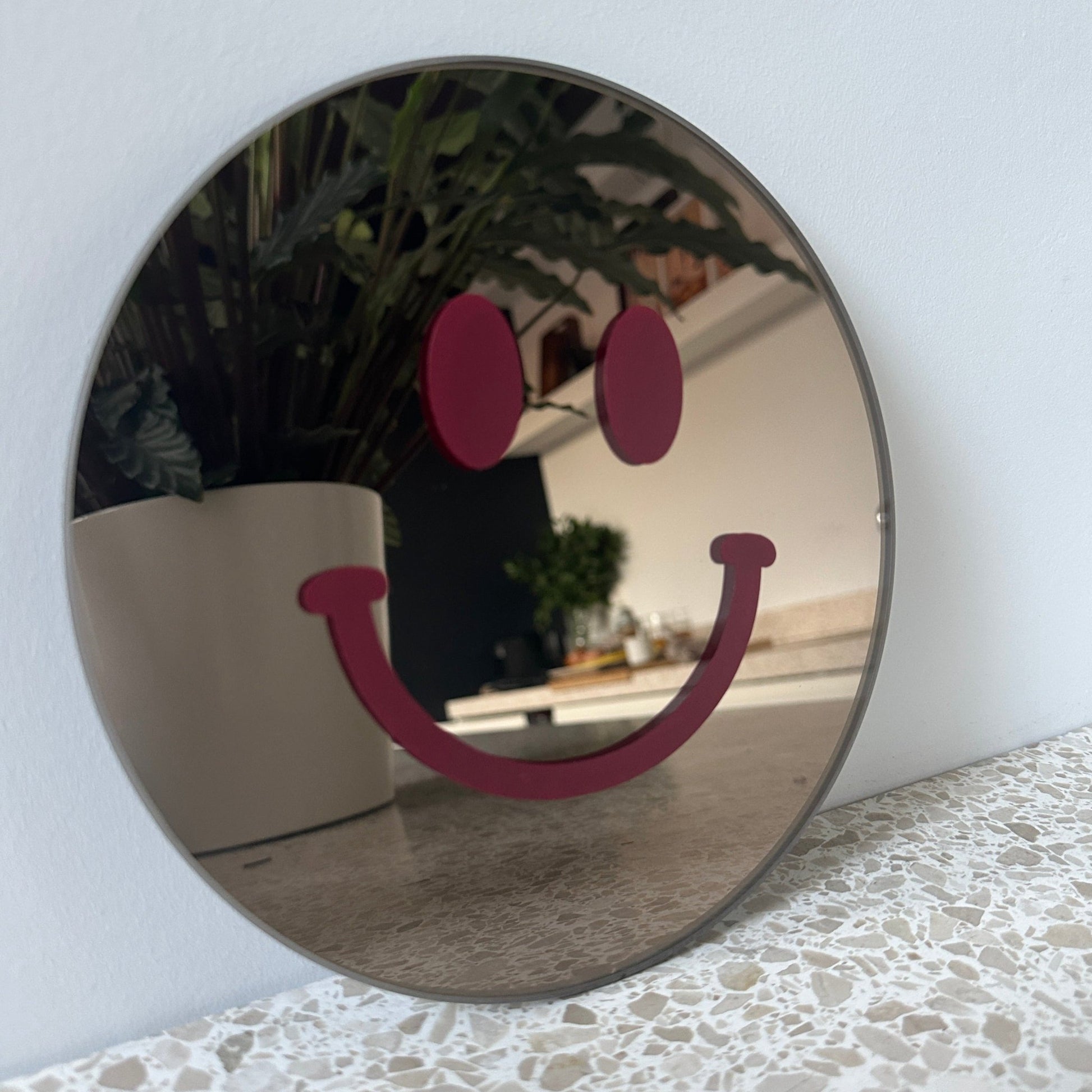 The Small Dark Red Smile - Hi Smiley