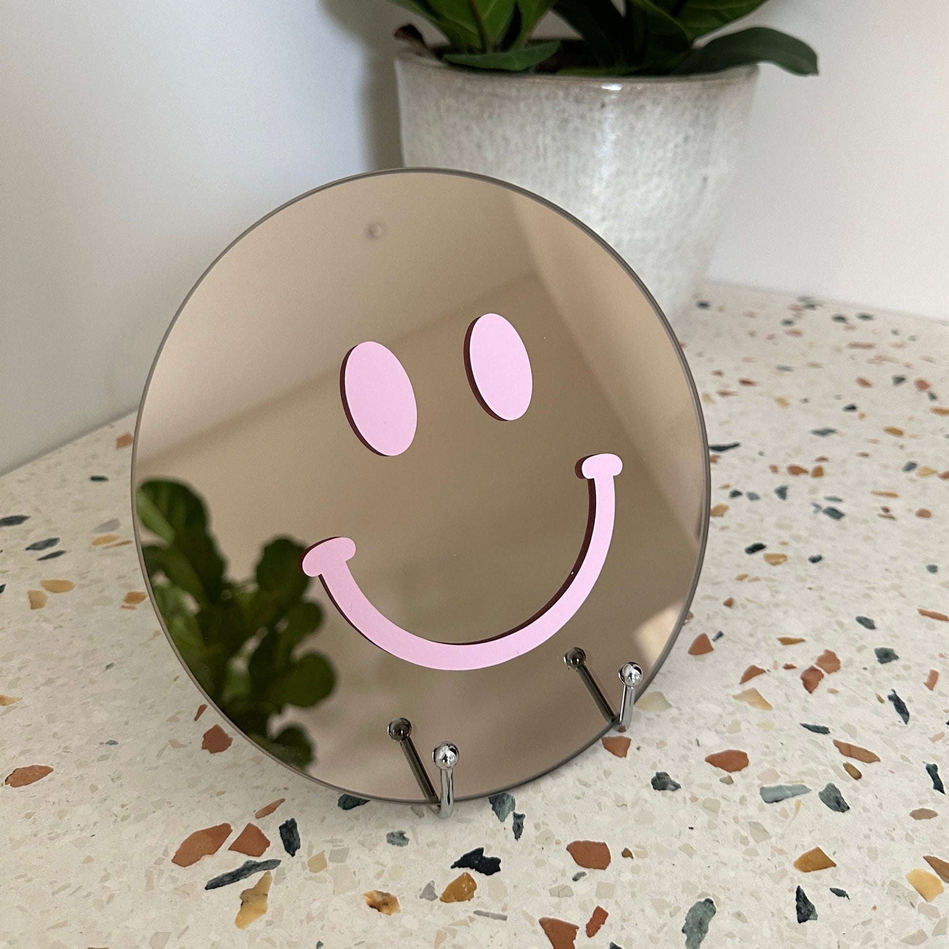 The Small Soft Pink Smile - Hi Smiley
